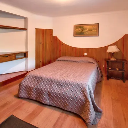 Bicentennial House In With Mountain View And Pool Porto de Mós